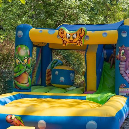 Camping De La Bageasse Brioude Exterior foto