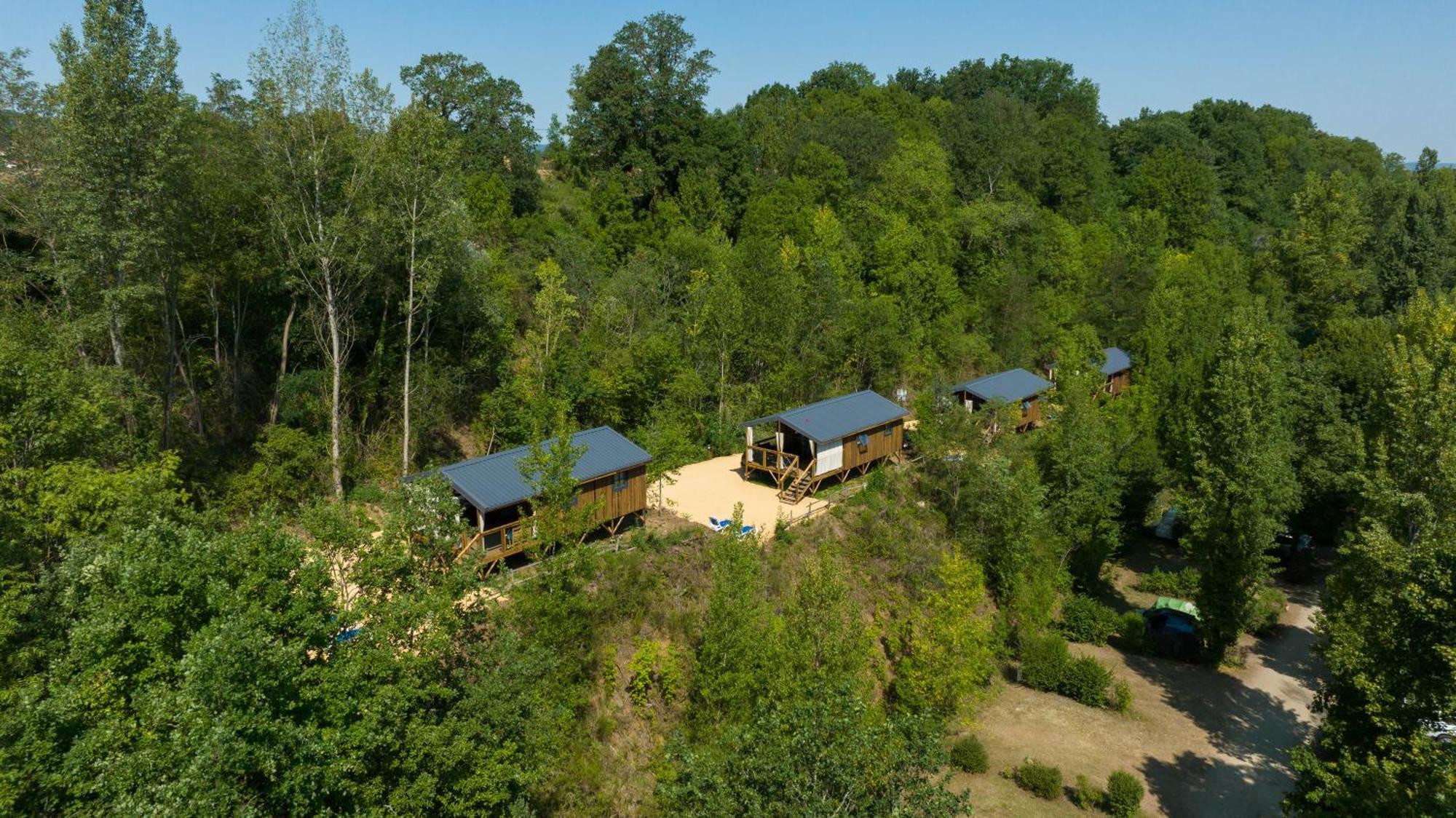 Camping De La Bageasse Brioude Exterior foto